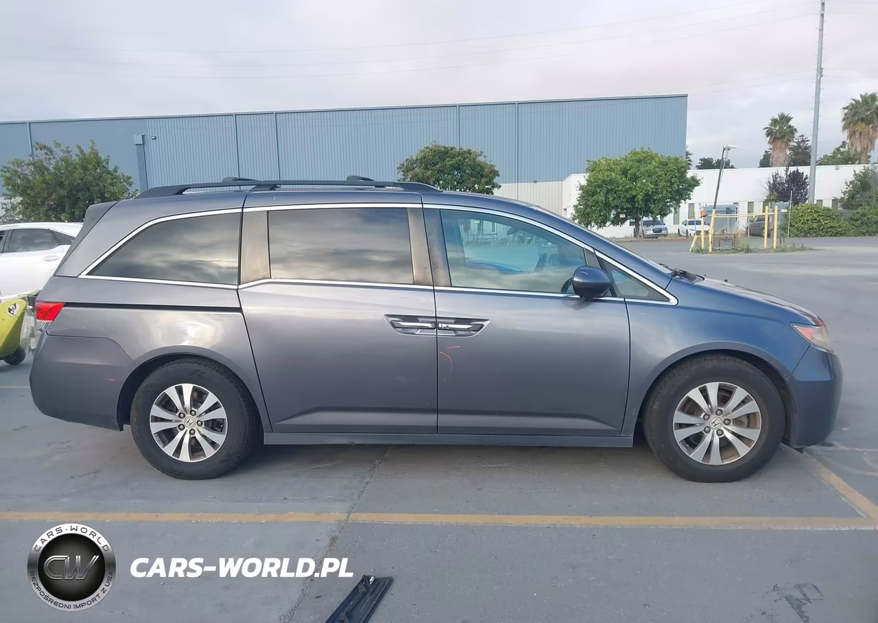 2016 Honda Odyssey Se VIN:5FNRL5H39GB034301 - 14