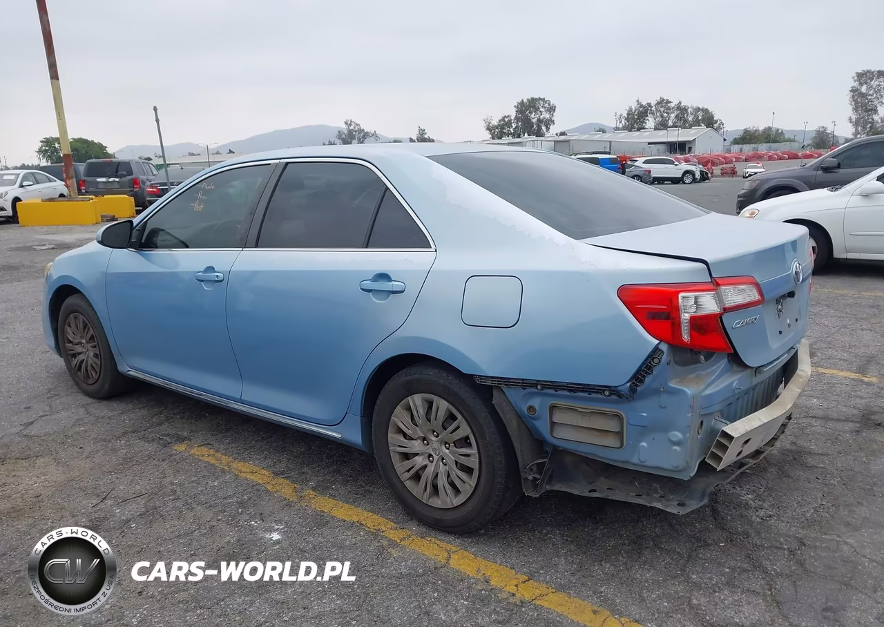 2012 Toyota Camry Se-Le-Xle VIN:4T4BF1FK7CR234897 - 3