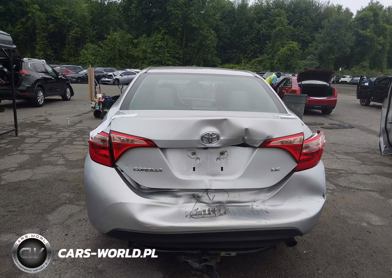 2017 Toyota Corolla Le VIN:2T1BURHE8HC850137 - 16