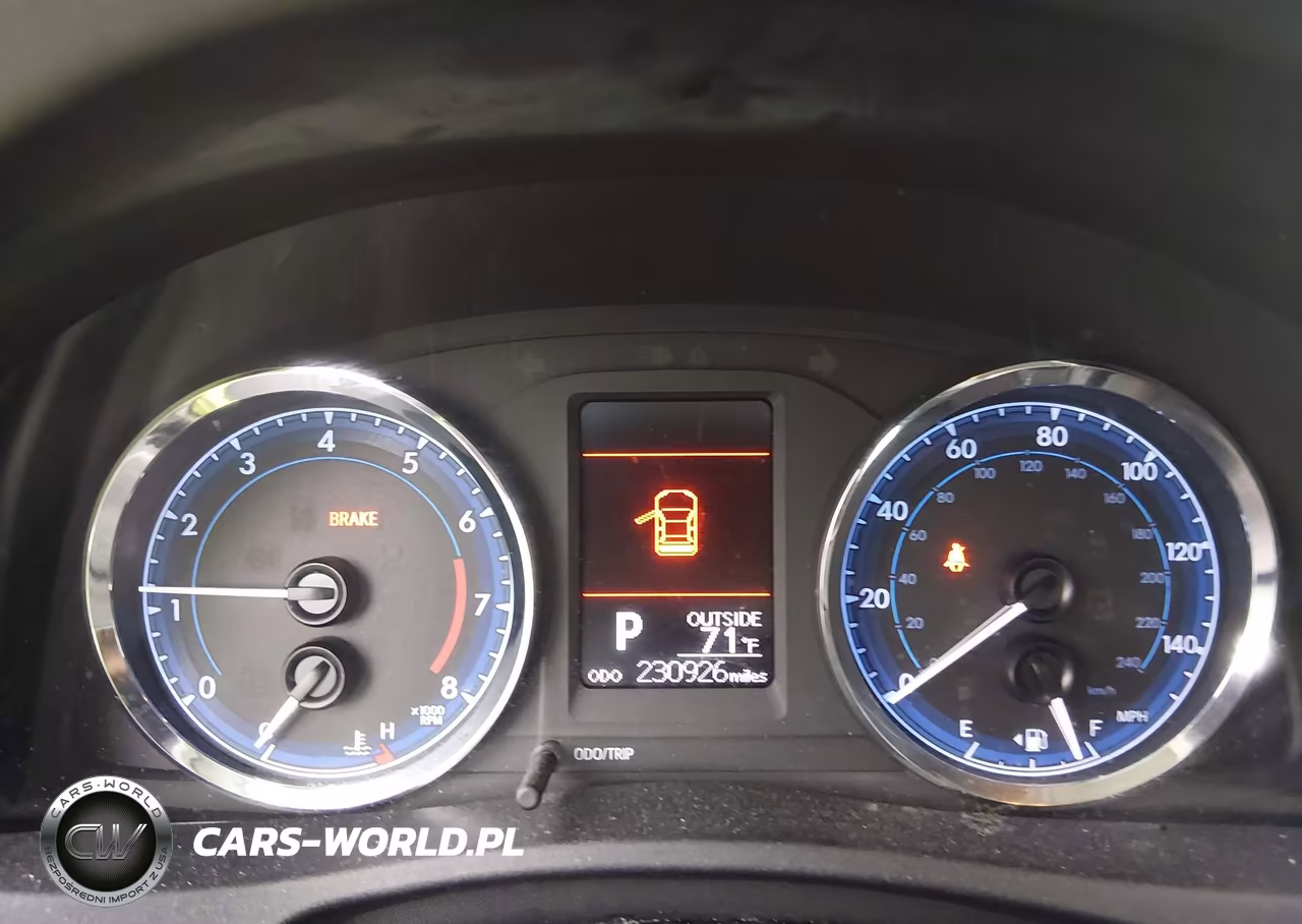 2017 Toyota Corolla Le VIN:2T1BURHE8HC850137 - 7