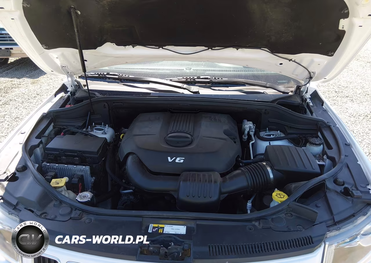 2015 Jeep Grand Cherokee Laredo VIN:1C4RJFAG8FC858584 - 10