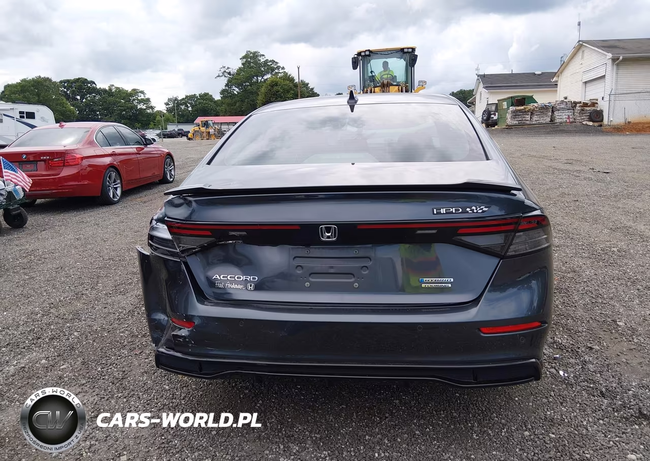 2023 Honda Accord Hybrid Touring VIN:1HGCY2F81PA030578 - 17