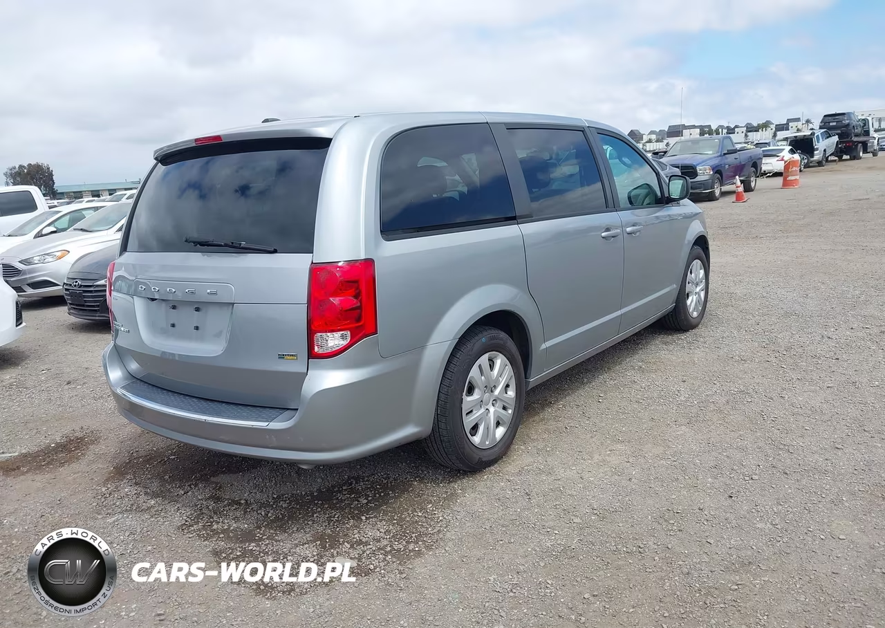 2018 Dodge Grand Caravan Se VIN:2C4RDGBG5JR311798 - 4