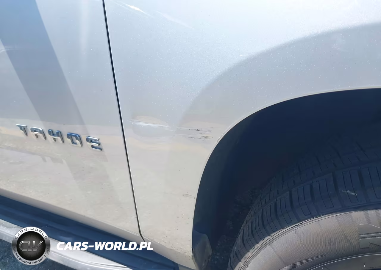 2019 Chevrolet Tahoe Ls VIN:1GNSCAEC1KR101787 - 12