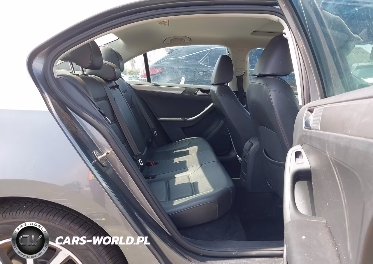 2018 Volkswagen Jetta 1.4T Se-1.4T Wolfsburg Edition VIN:3VWDB7AJ1JM263461 - 8