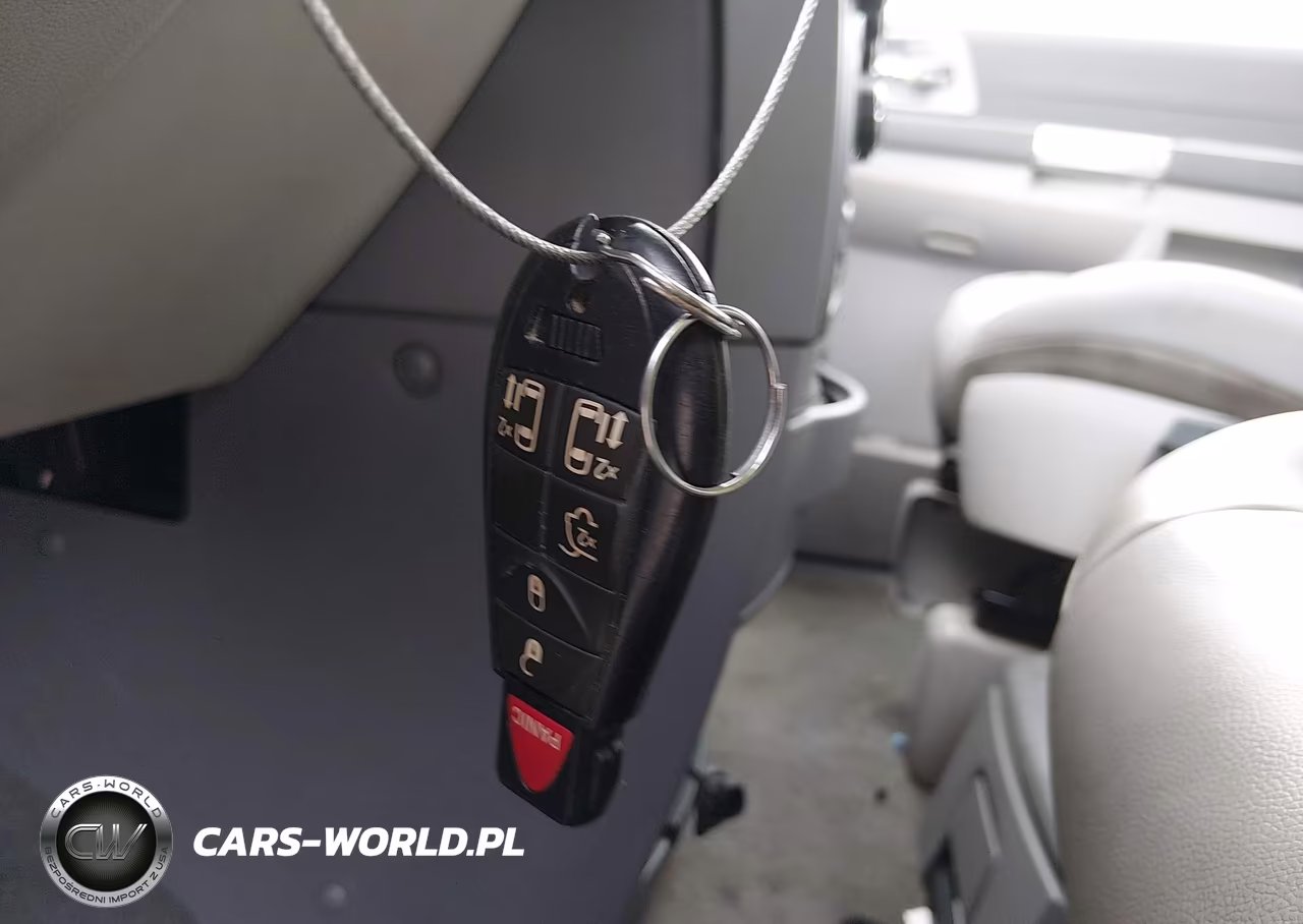 2008 Chrysler Town & Country Touring VIN:2A8HR54P38R651582 - 11