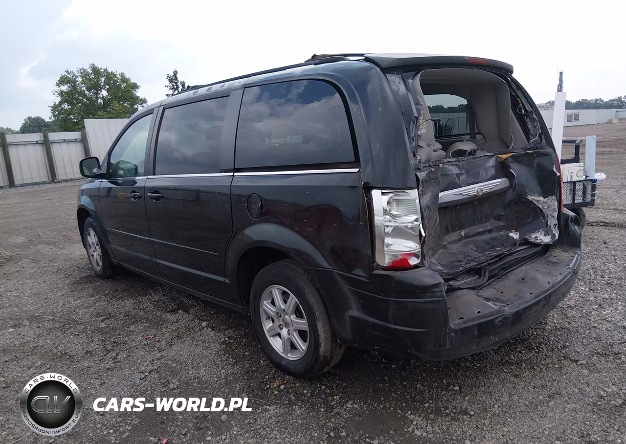 2008 Chrysler Town & Country Touring VIN:2A8HR54P38R651582 - 3