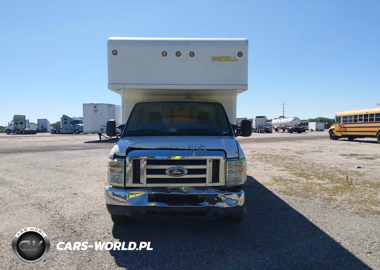 2011 Ford Econoline Commercial Cutaway VIN:1FDWE3FL5BDA49104 - 12