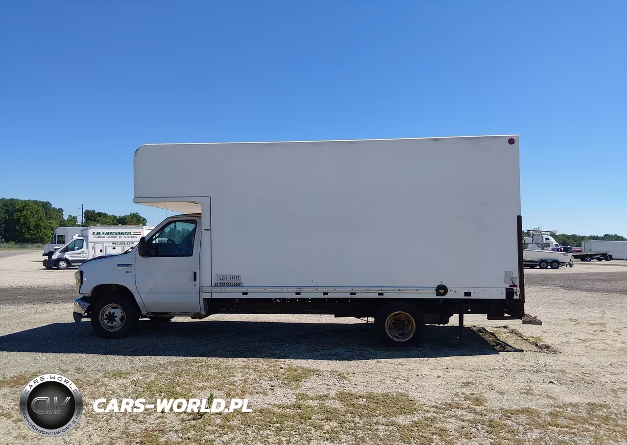 2011 Ford Econoline Commercial Cutaway VIN:1FDWE3FL5BDA49104 - 14
