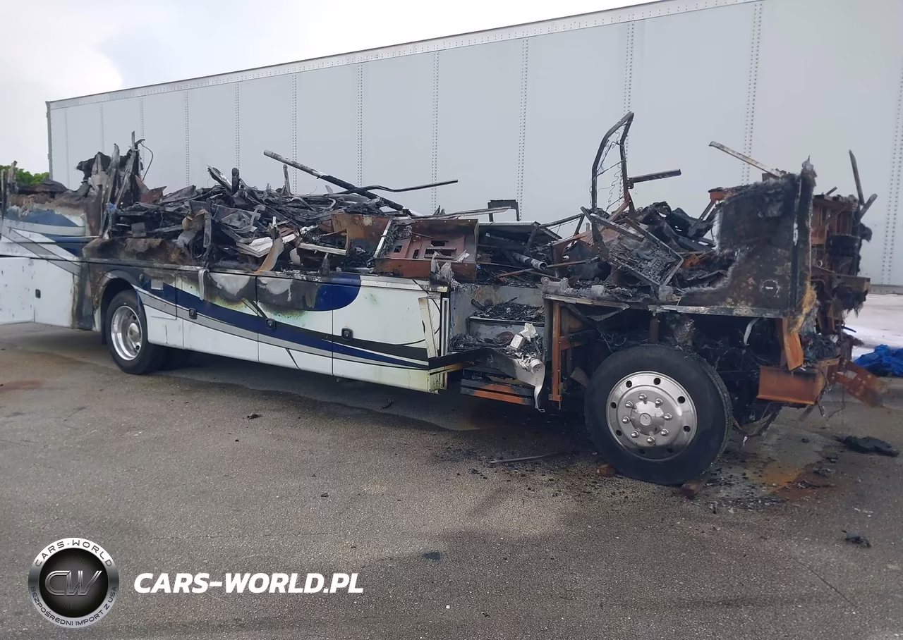 2019 Ford F53 – zdjęcie 1 z 10