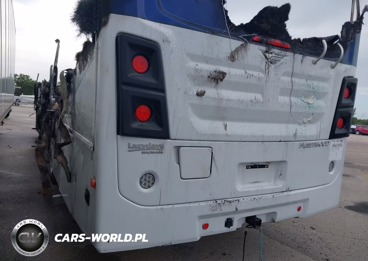 2019 Ford F53 VIN:1F66F5DY8K0A08889 - 3