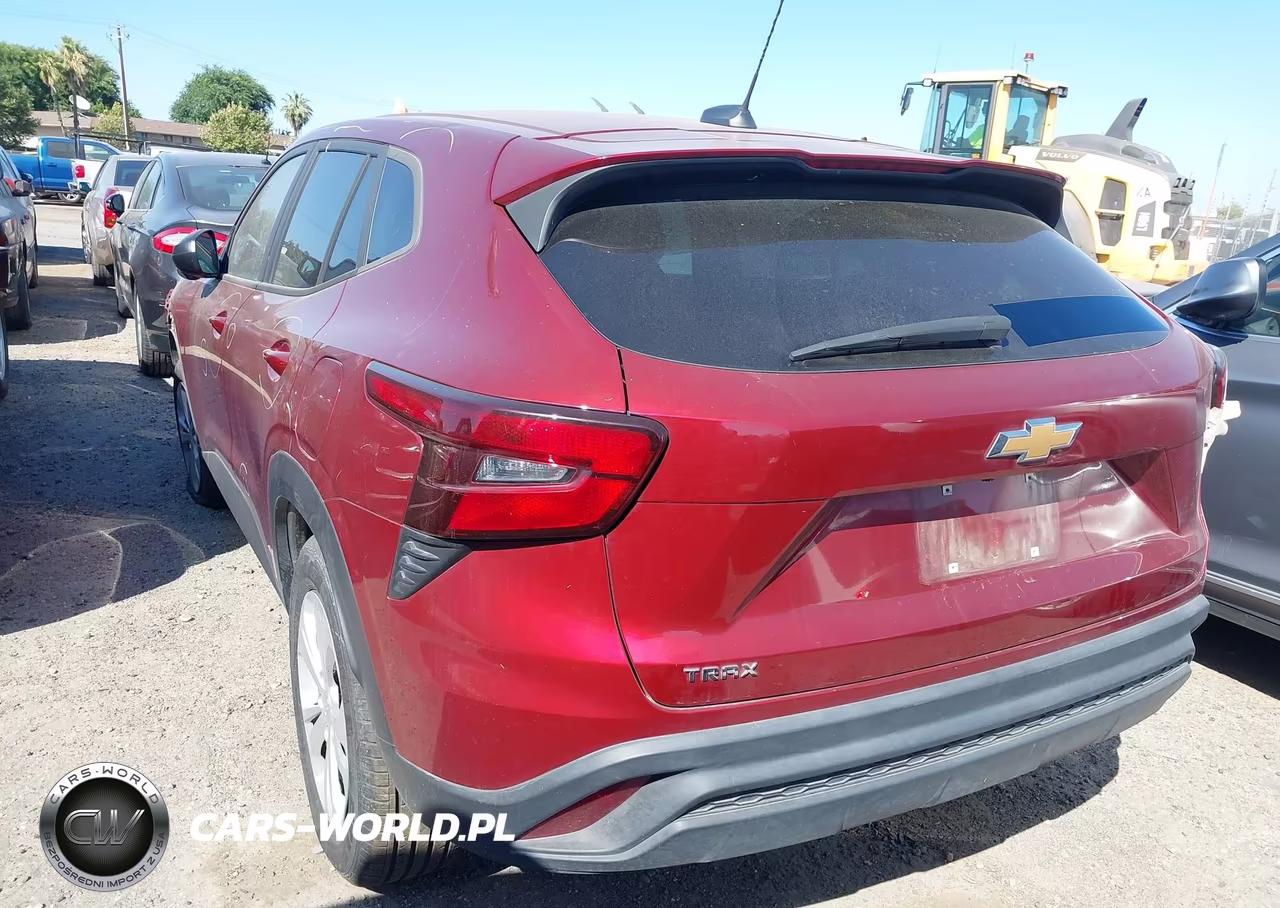 2024 Chevrolet Trax Fwd Sp VIN:KL77LFE23RC164452 - 3