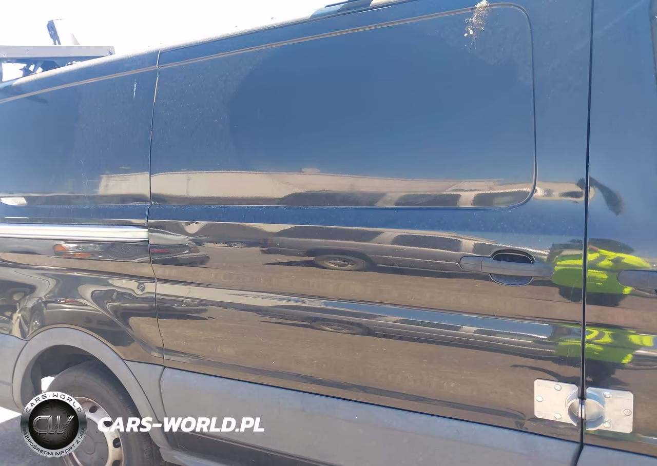 2015 Ford Transit-150 VIN:1FTYE1YM0FKA21672 - 6