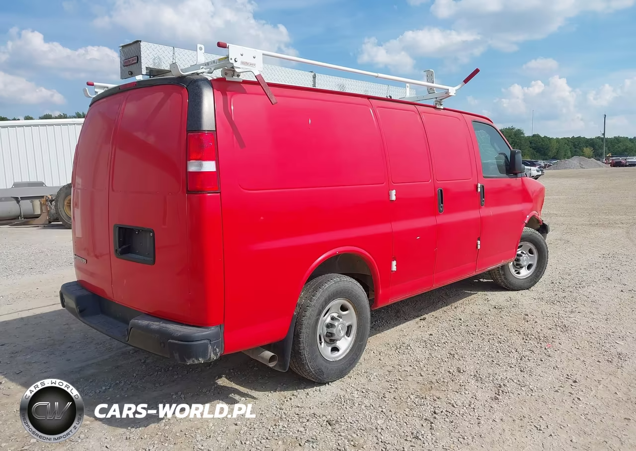 2021 Chevrolet Express Cargo Rwd 2500 Regular Wheelbase Wt VIN:1GCWGAFP0M1305210 - 4