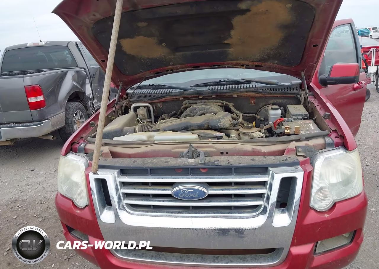 2007 Ford Explorer Sport Trac Limited VIN:1FMEU53847UA00106 - 10