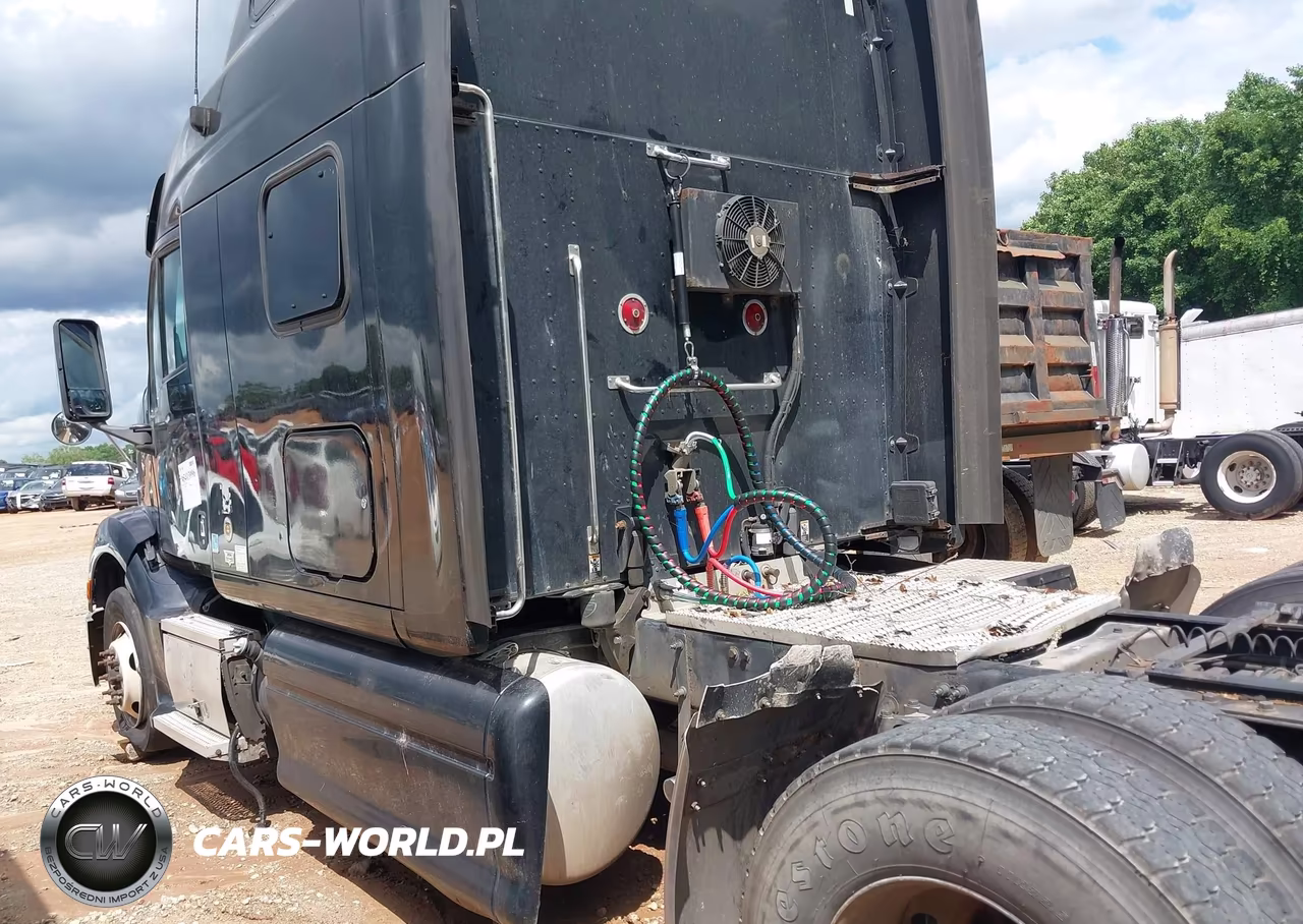 2012 Peterbilt 587 VIN:1XP4DP9X2CD121610 - 14