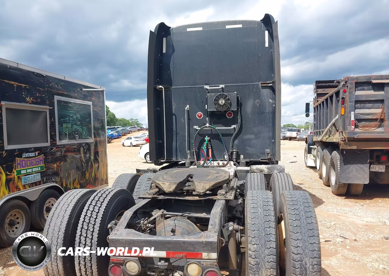 2012 Peterbilt 587 VIN:1XP4DP9X2CD121610 - 15