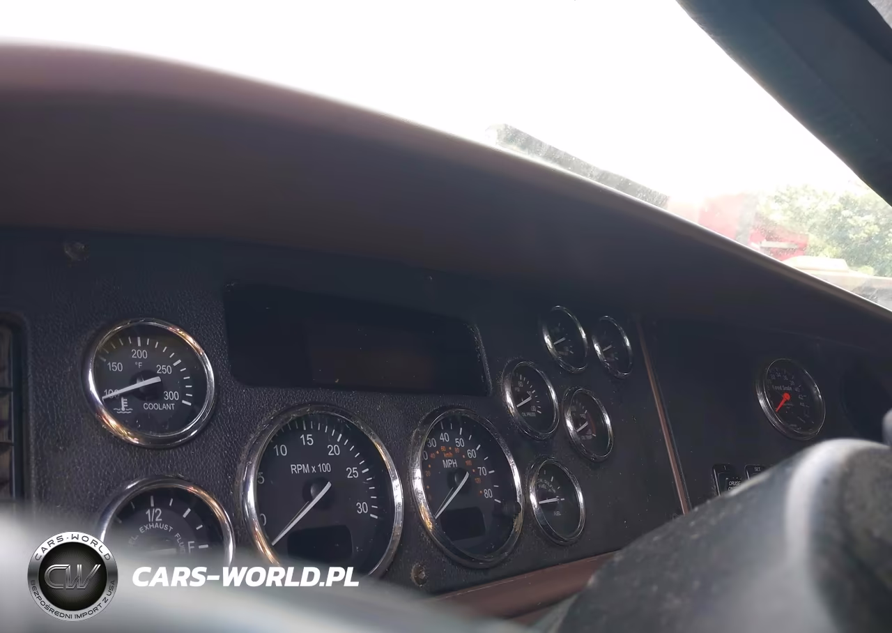 2012 Peterbilt 587 VIN:1XP4DP9X2CD121610 - 5