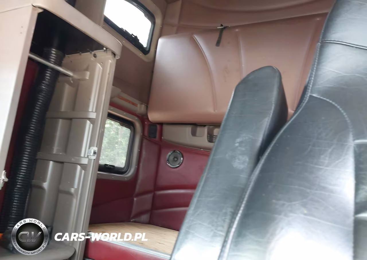 2012 Peterbilt 587 VIN:1XP4DP9X2CD121610 - 7