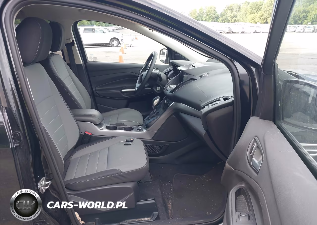 2016 Ford Escape Se VIN:1FMCU9GX8GUA64617 - 5