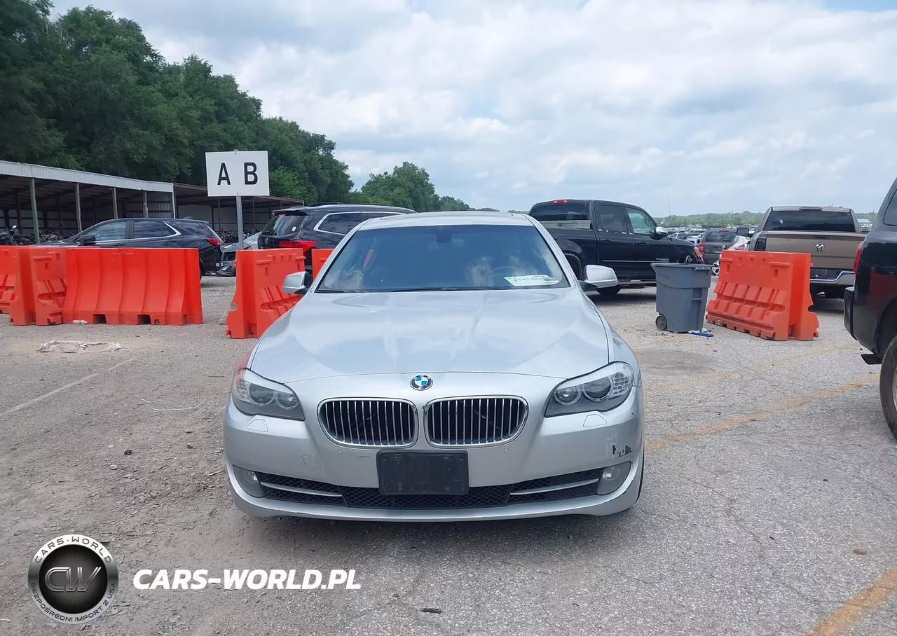 2013 BMW 535I xDrive VIN:WBAFU7C58DDU77902 - 12