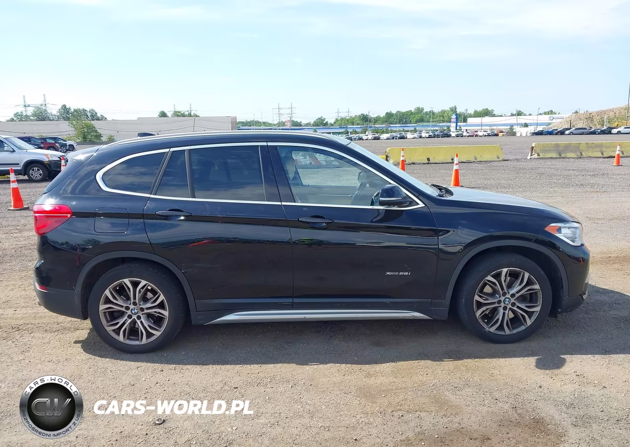 2016 BMW X1 xDrive28I VIN:WBXHT3Z30G4A50916 - 13