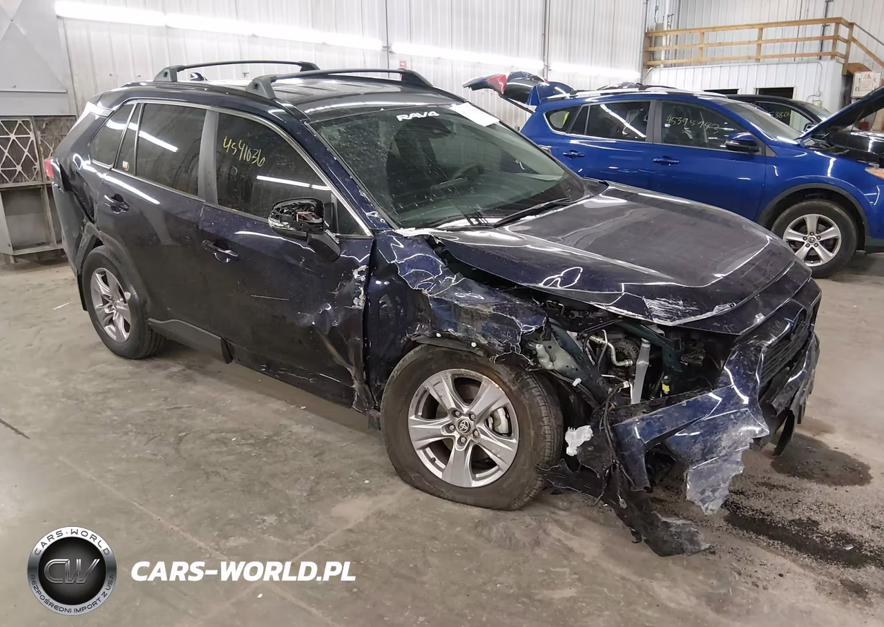 2025 Toyota Rav4 Xle – zdjęcie 1 z 17