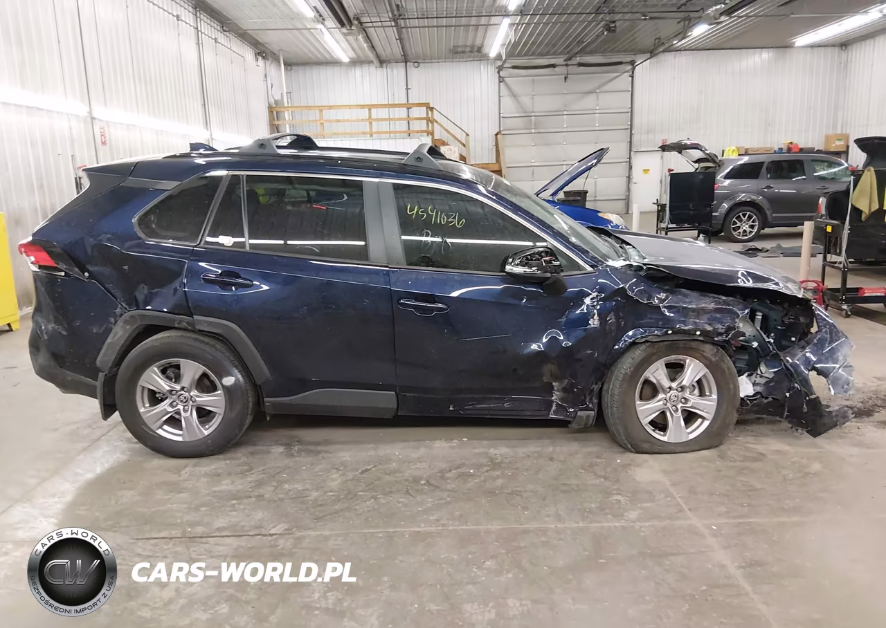 2025 Toyota Rav4 Xle VIN:2T3P1RFV1SW530849 - 14