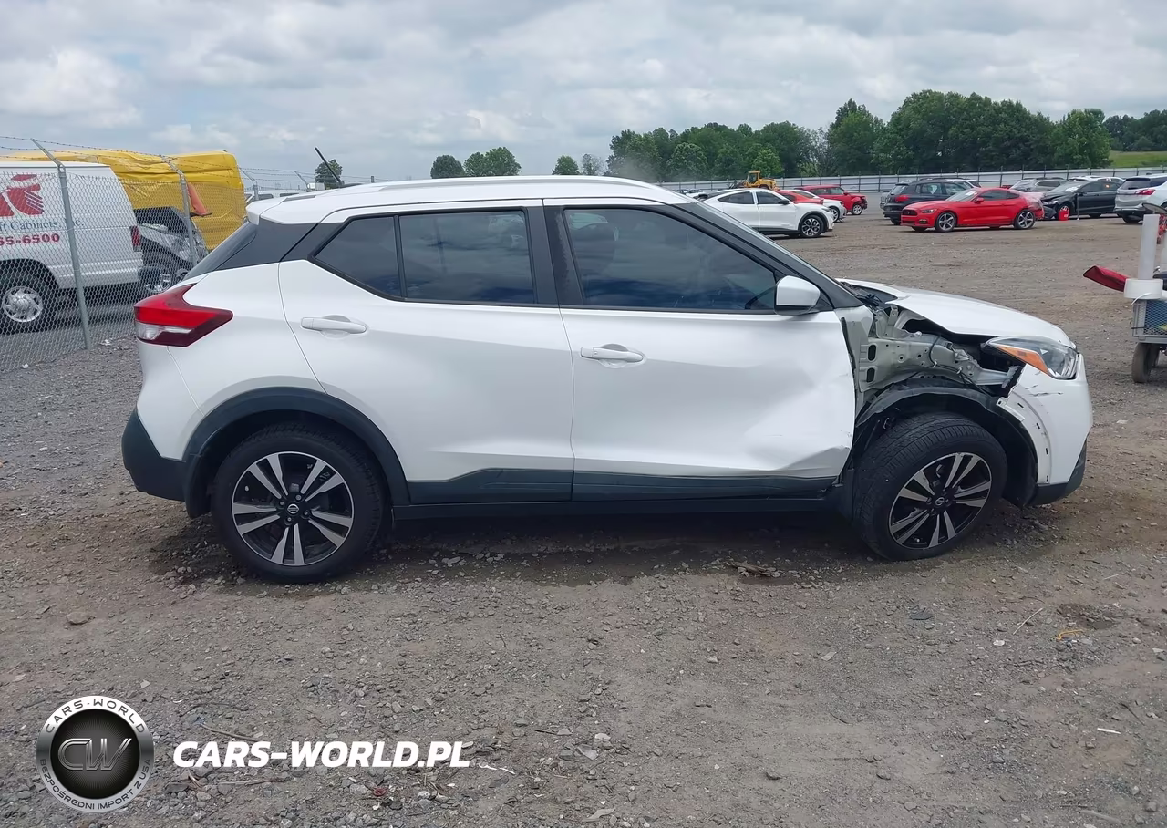 2019 Nissan Kicks Sv VIN:3N1CP5CU8KL515471 - 14