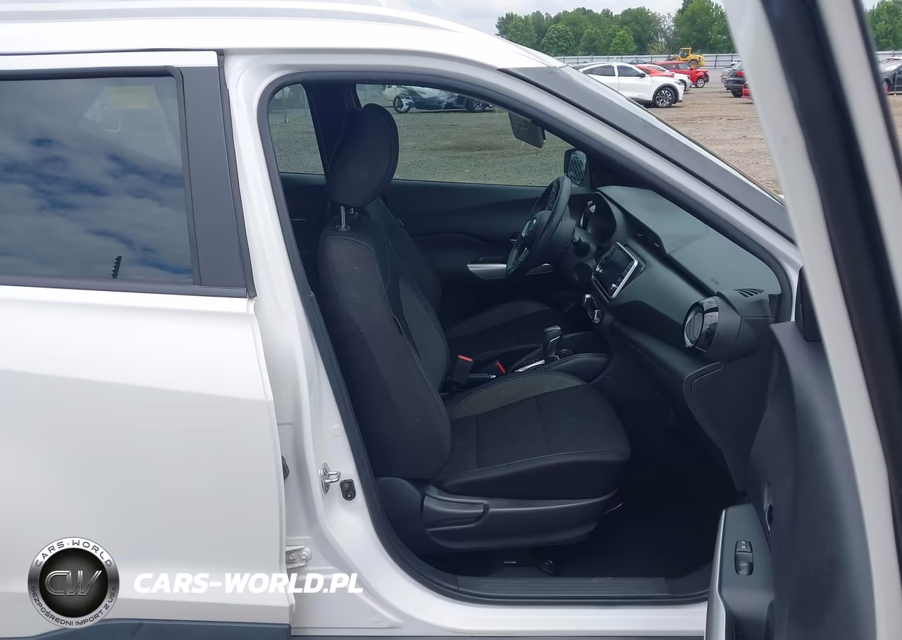 2019 Nissan Kicks Sv VIN:3N1CP5CU8KL515471 - 5