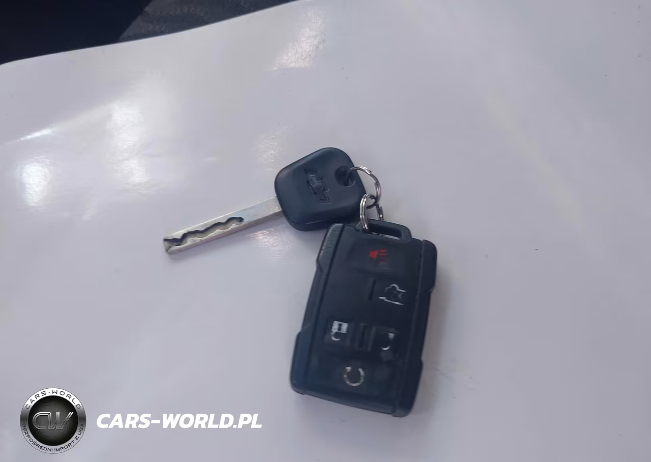 2018 Chevrolet Tahoe Ls VIN:1GNSKAEC4JR275466 - 11