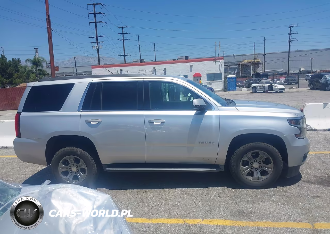 2018 Chevrolet Tahoe Ls VIN:1GNSKAEC4JR275466 - 15