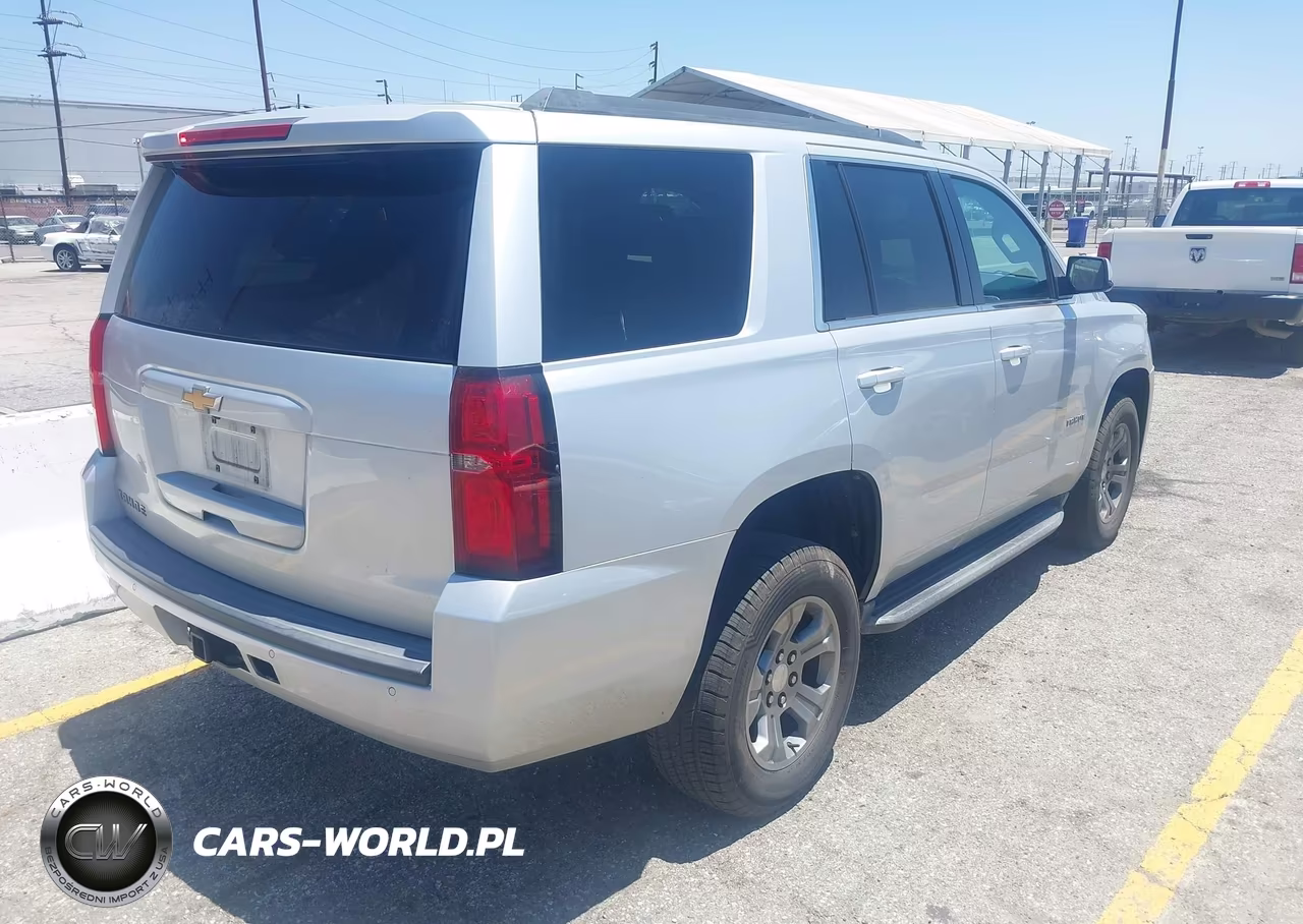 2018 Chevrolet Tahoe Ls VIN:1GNSKAEC4JR275466 - 4