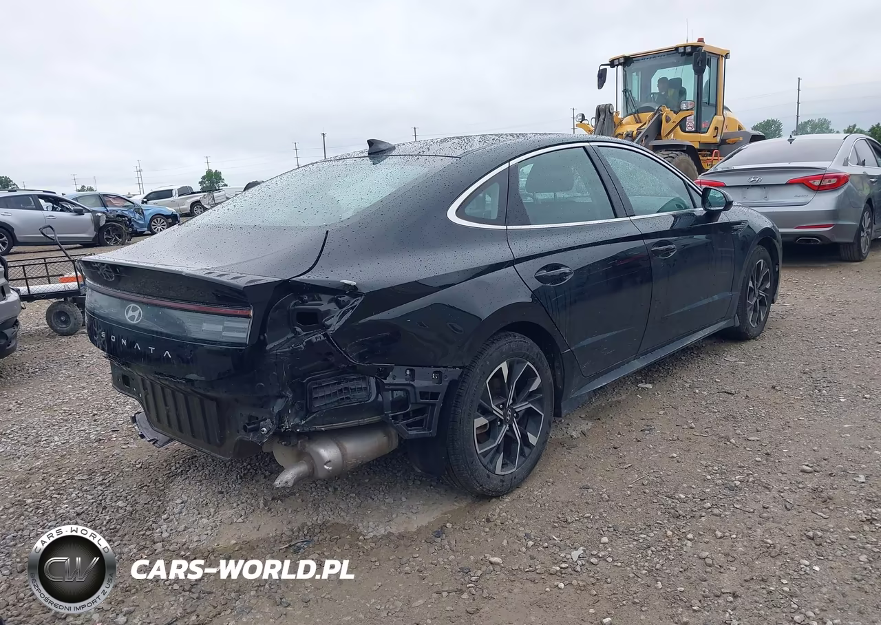 2025 Hyundai Sonata Sel VIN:KMHL64JA8SA505576 - 4