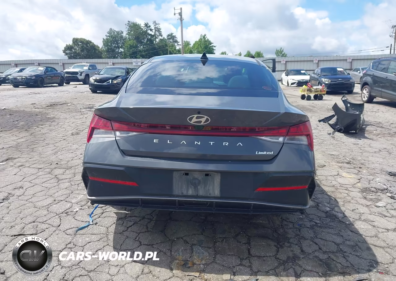 2025 Hyundai Elantra Limited VIN:KMHLP4DG3SU865334 - 16
