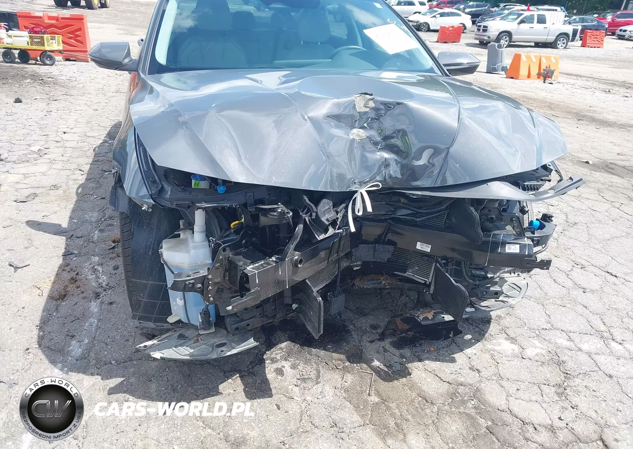 2025 Hyundai Elantra Limited VIN:KMHLP4DG3SU865334 - 6
