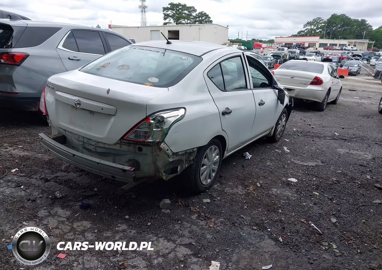 2016 Nissan Versa 1.6 S VIN:3N1CN7AP0GL843358 - 4
