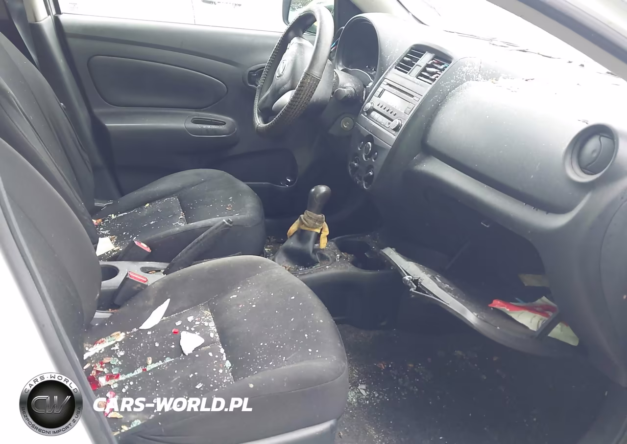 2016 Nissan Versa 1.6 S VIN:3N1CN7AP0GL843358 - 5