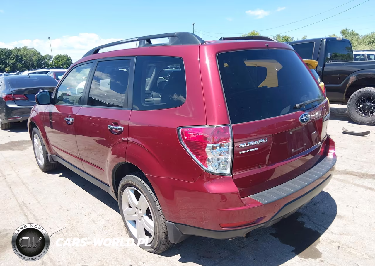 2010 Subaru Forester 2.5X Premium VIN:JF2SH6CC0AH915901 - 3