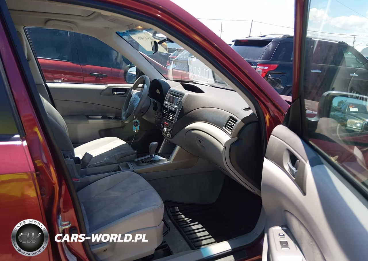 2010 Subaru Forester 2.5X Premium VIN:JF2SH6CC0AH915901 - 5