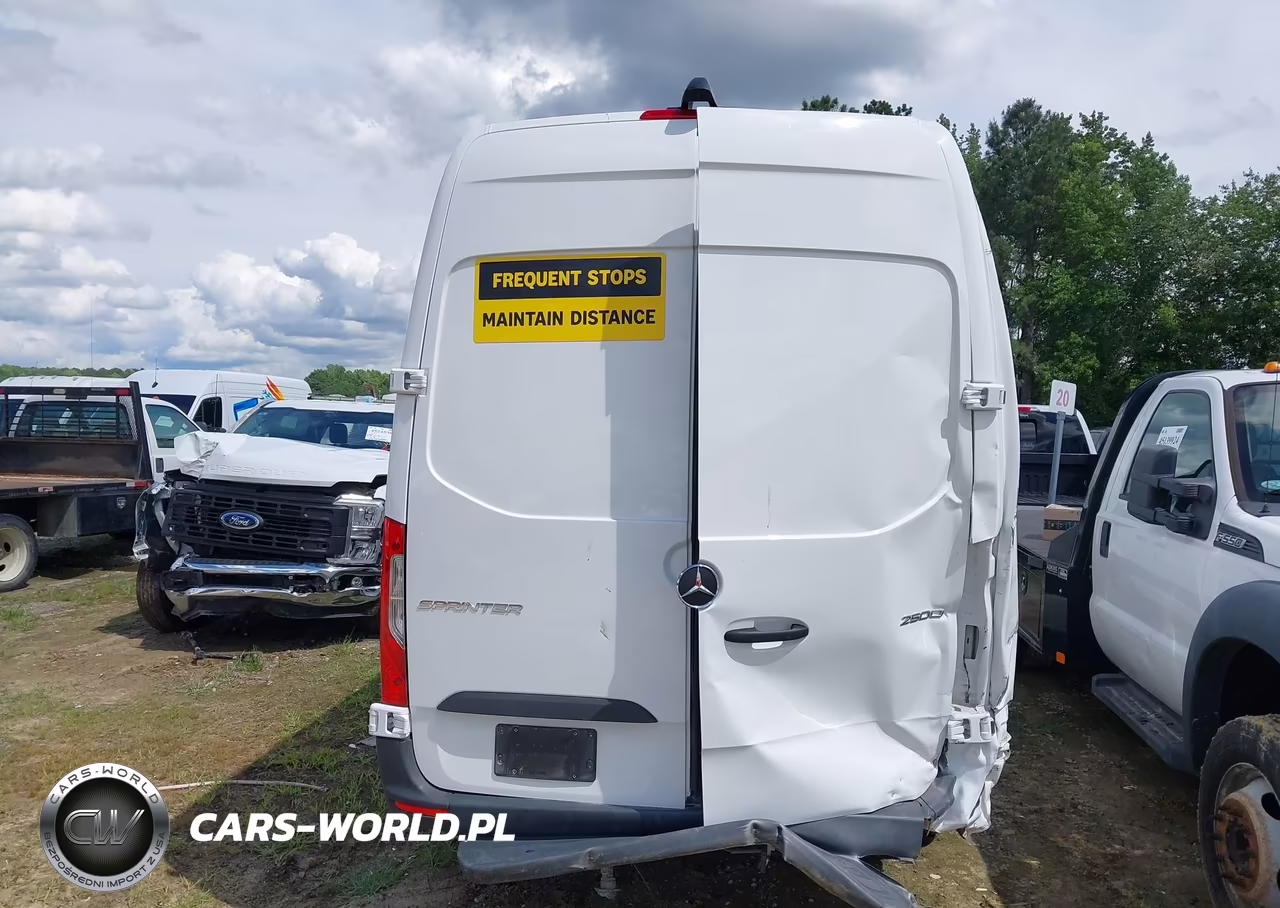 2025 Mercedes-Benz Sprinter 2500 High Roof 4-Cyl Diesel VIN:W1Y4KCHY4ST231973 - 11