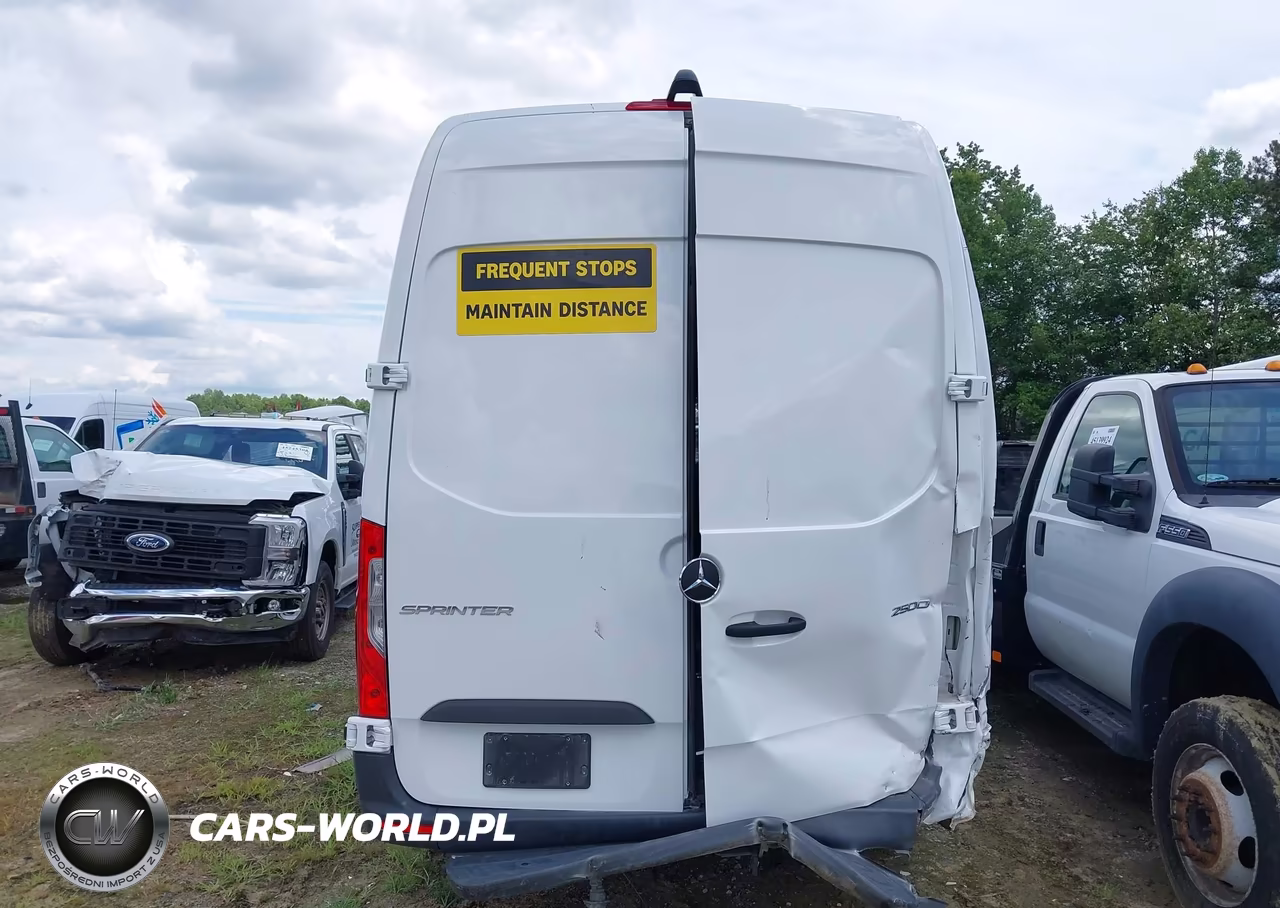 2025 Mercedes-Benz Sprinter 2500 High Roof 4-Cyl Diesel VIN:W1Y4KCHY4ST231973 - 19