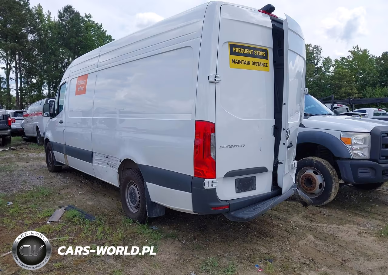 2025 Mercedes-Benz Sprinter 2500 High Roof 4-Cyl Diesel VIN:W1Y4KCHY4ST231973 - 3