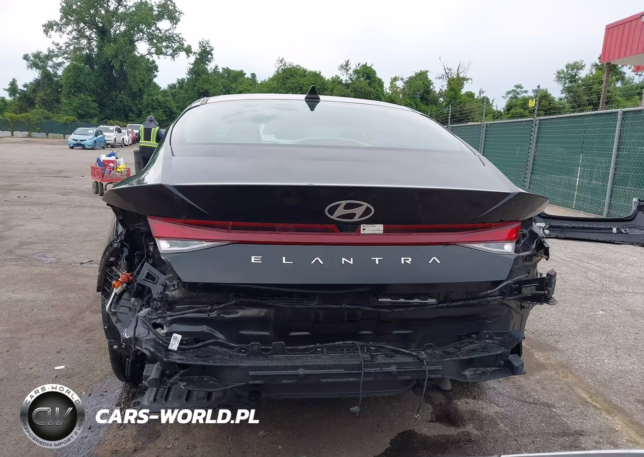 2024 Hyundai Elantra Sel VIN:KMHLM4DG2RU755328 - 17