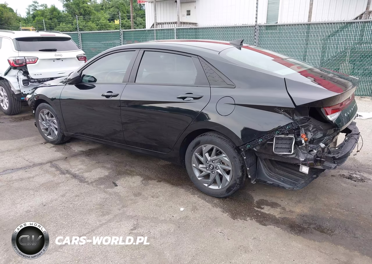 2024 Hyundai Elantra Sel VIN:KMHLM4DG2RU755328 - 3
