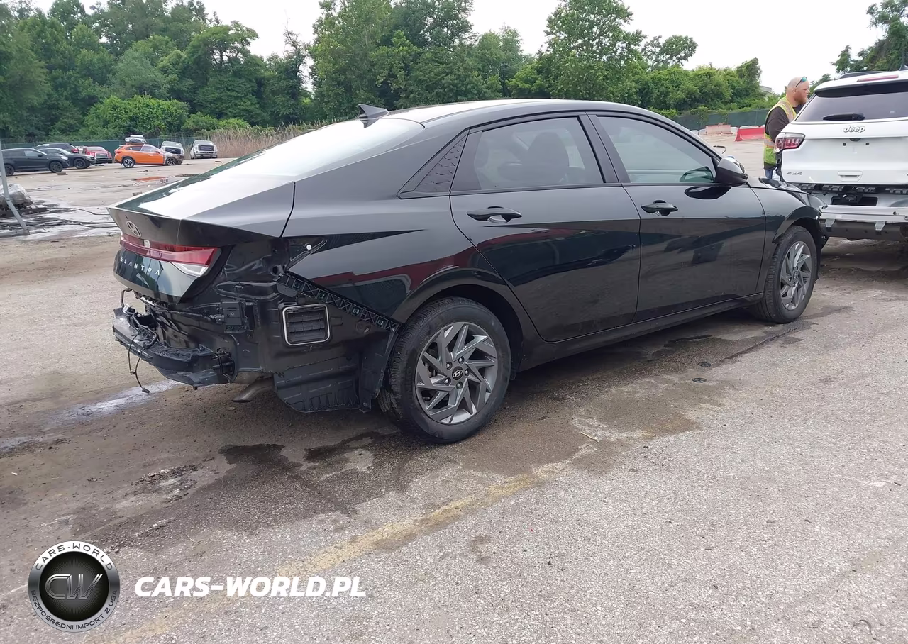 2024 Hyundai Elantra Sel VIN:KMHLM4DG2RU755328 - 4