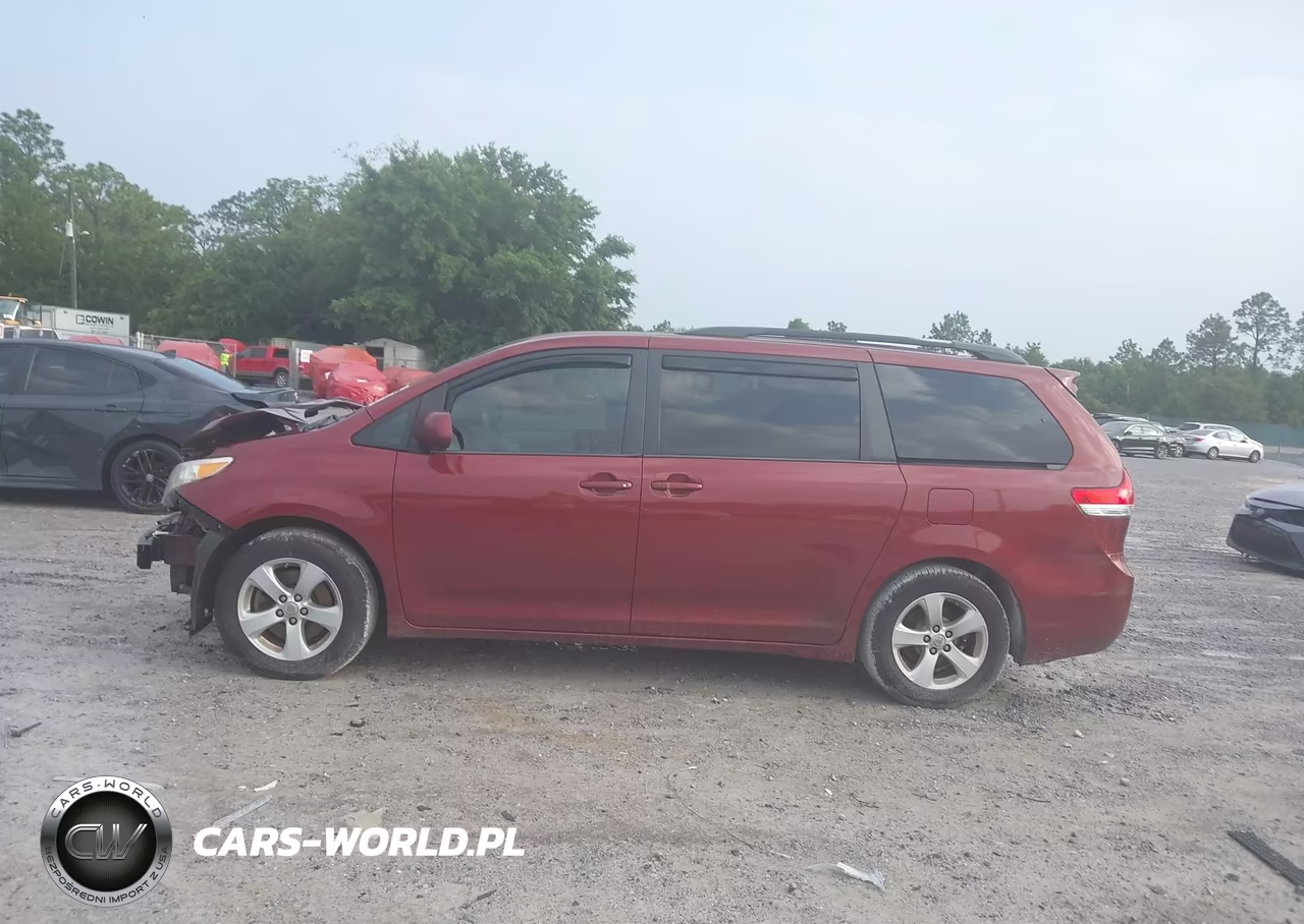 2014 Toyota Sienna Le V6 8 Passenger VIN:5TDKK3DC7ES437586 - 15