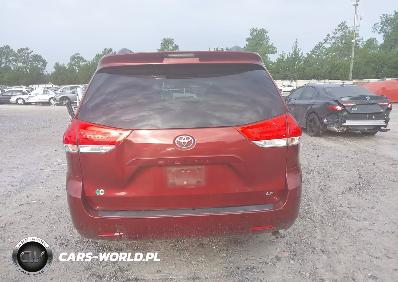 2014 Toyota Sienna Le V6 8 Passenger VIN:5TDKK3DC7ES437586 - 17
