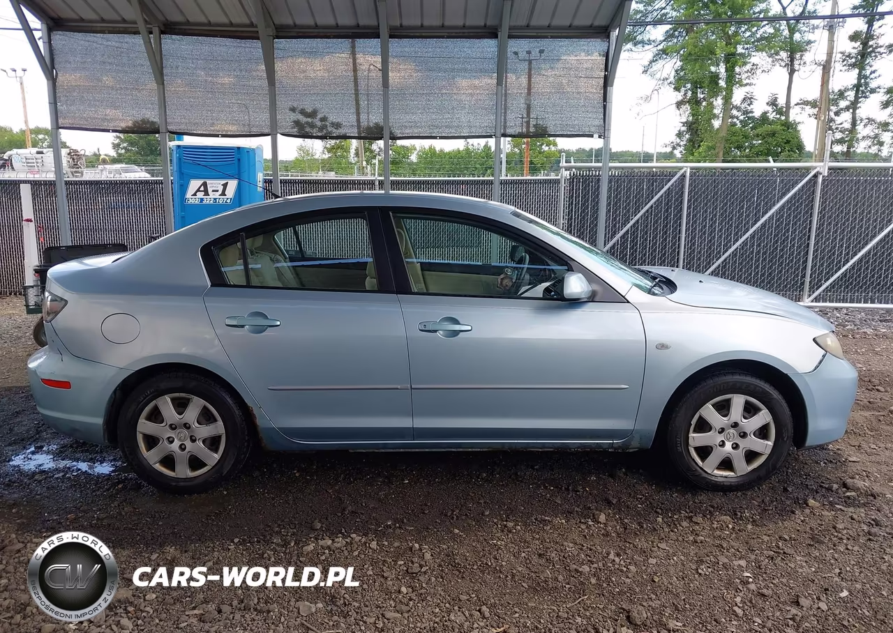 2008 Mazda Mazda3 I Sport VIN:JM1BK12G181805157 - 13