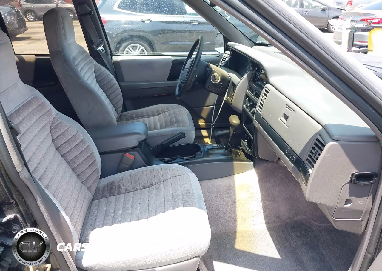 1993 Jeep Grand Cherokee Laredo VIN:1J4GZ58Y1PC684054 - 5